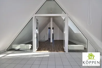 Maisonette-Wohnung mit ca. 130 qm Wfl., 2 Bäder, großer überdachter Balkon, Garage und Stellplatz – Bild 5