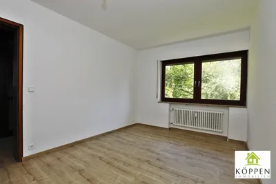 Helle großzügige 3 Zi.-Wohnung ca. 100 m² mit grossem Südbalkon - sofort beziehbar – Bild 5