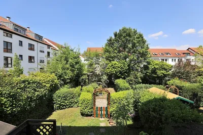 Fellbach-Schmiden - 3-Zi.-Whg,, Balkon, E-Küche, 2 Bäder, kleines Gärtchen am Haus, kurzfristig beziehbar – Bild 6