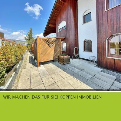 HÜTTENZAUBER IN KORB i. R. - Außergewöhnliche 3,5 Zi.-OG-Whg. mit 135 m² Wfl. und großer Terrasse