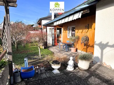 Liebhaberobjekt-Freist. EFH auf 450 m² Grundstück, 4,5 Zi.+Hobbyräume im DG + Carport für Wohnmobil – Bild 5